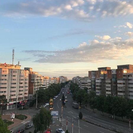 Hellen'S Ultracentral Apartament 布泽乌 外观 照片