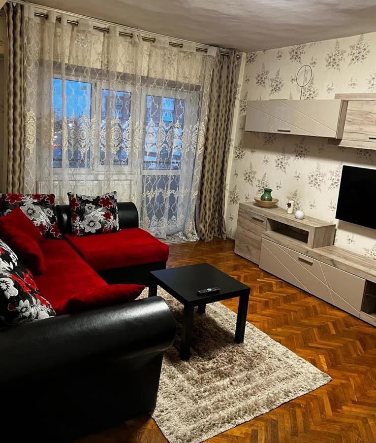 Hellen'S Ultracentral Apartament 布泽乌 外观 照片