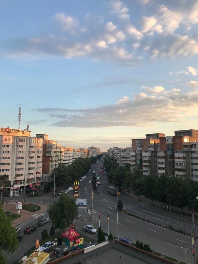 Hellen'S Ultracentral Apartament 布泽乌 外观 照片